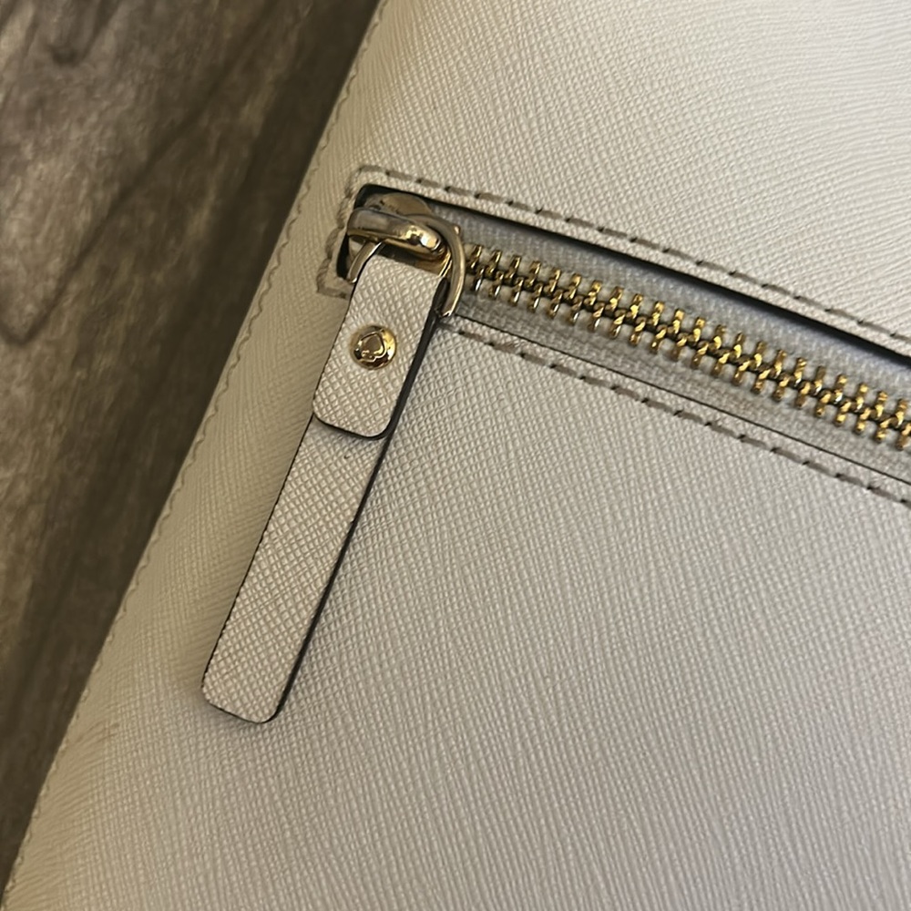 kate spade Laurel Way Rima Crossbody - Picture 3 of 10